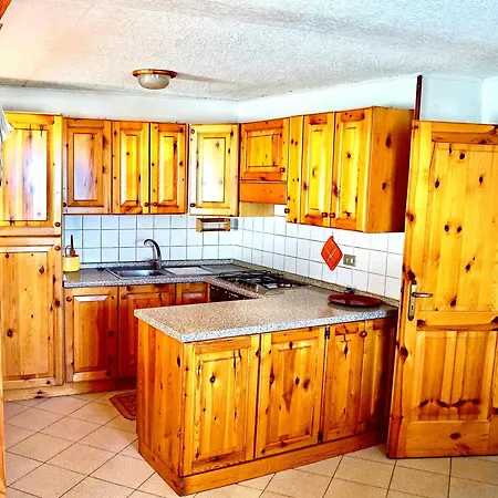 Feriehus Casa Rustica Di Montagna Gignod